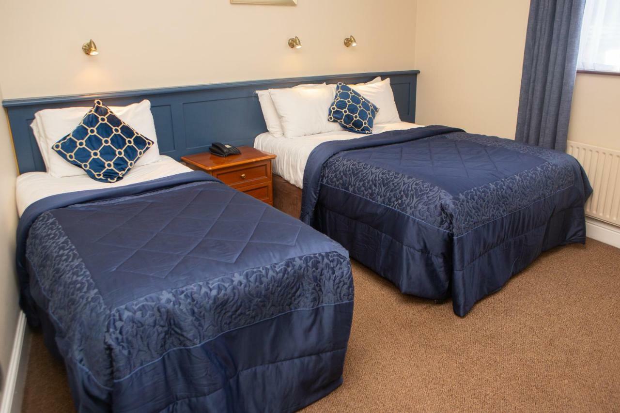 Leens Hotel Аббифил Экстерьер фото